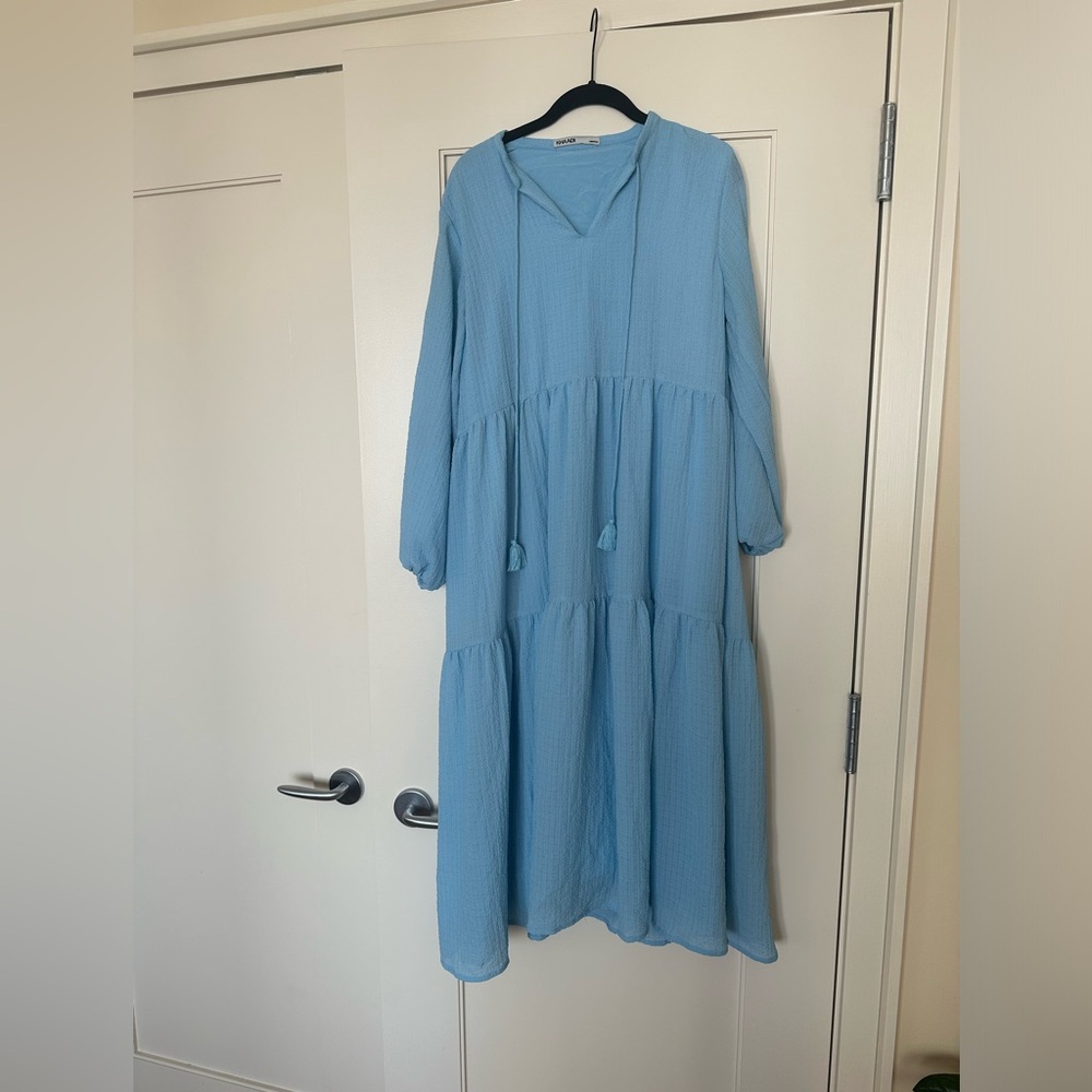 Fall Sky Blue Boho midi Dress with Tassel Detail Size M